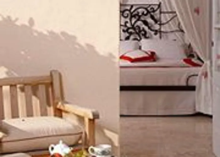 Relais Corte Palmieri & Il Chiostro - Residenza D'epoca Hotel 4*