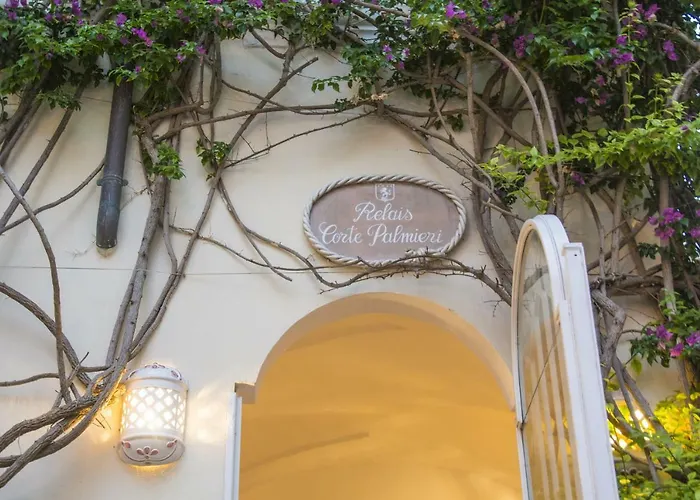 Relais Corte Palmieri & Il Chiostro - Residenza D'epoca Hotel